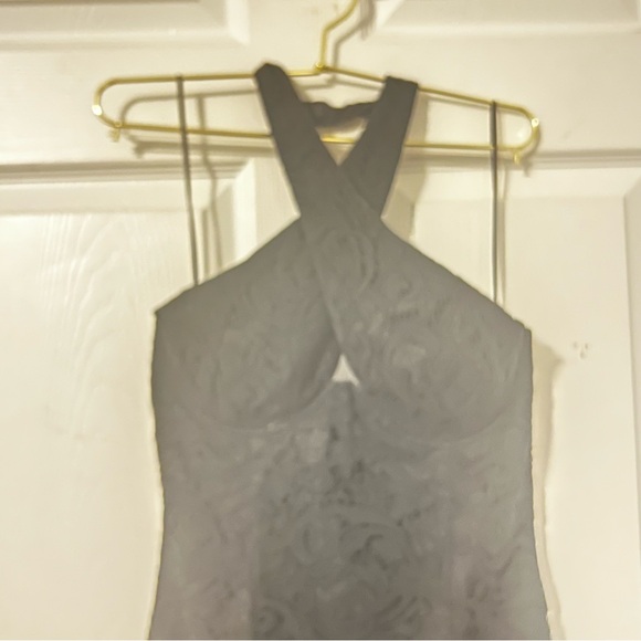 NWT BARDOT RIVIERA LACE HALTER COCKTAIL AND PARTY DRESS NWT BARDOT - Picture 6 of 10
